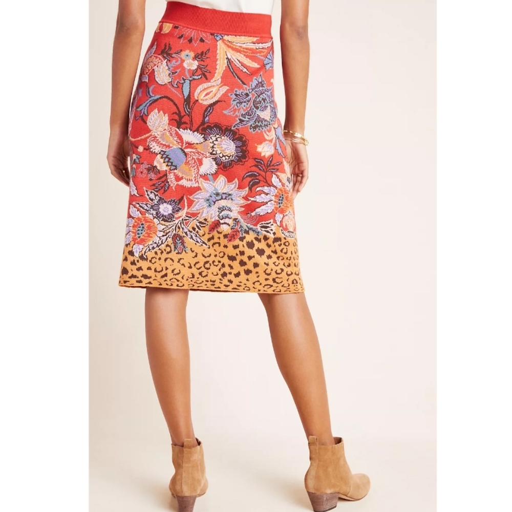 Anthropologie Coral Floral Pencil Skirt with Mustard Leopard Hem - Picture 2 of 11